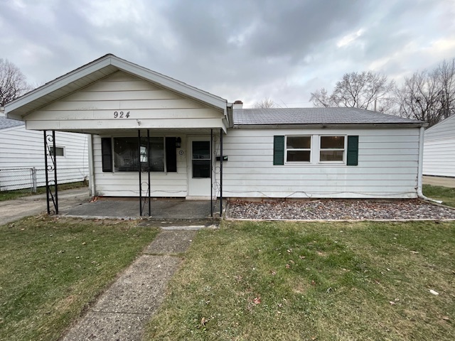 924 E. Chippewa Ave