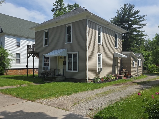 647 West Lexington Avenue - C