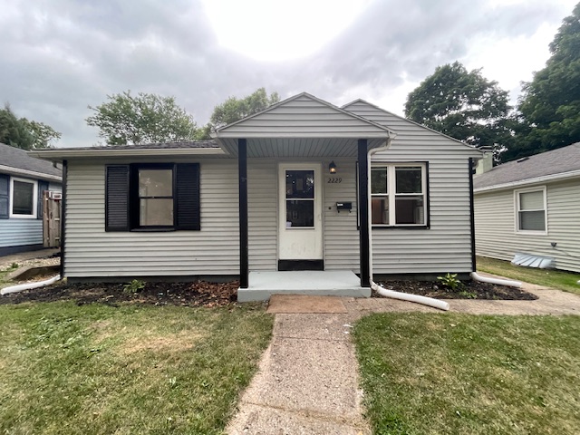 Property main image